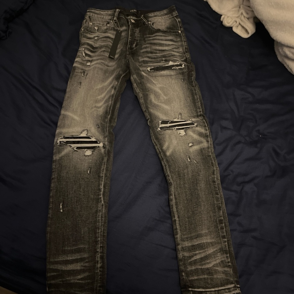 AMIRI